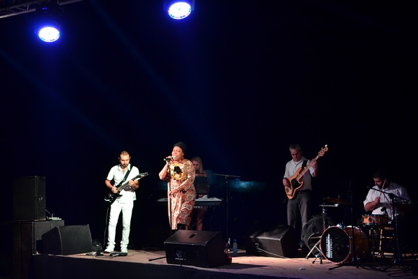 Soul Music with Gisele at Edde Sands